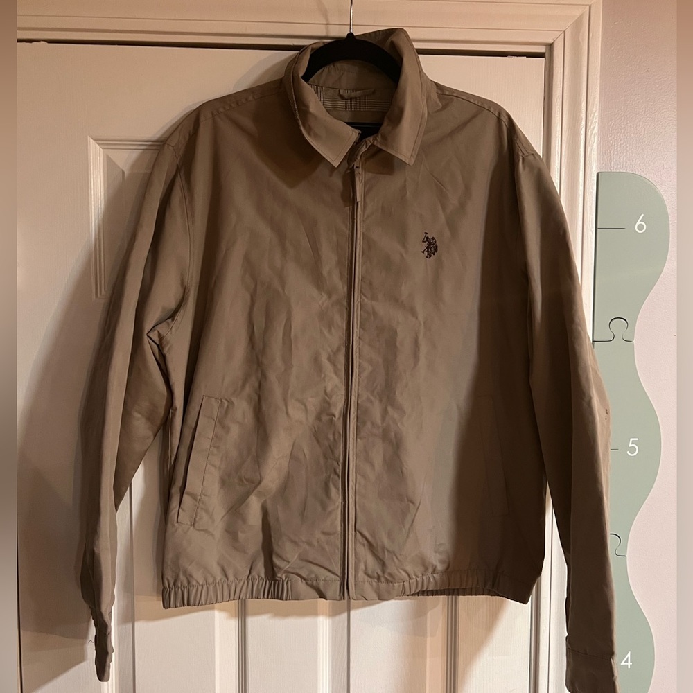 Men’s Jacket - M